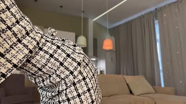 Shyrubate online show from 10/28/25, 06:12