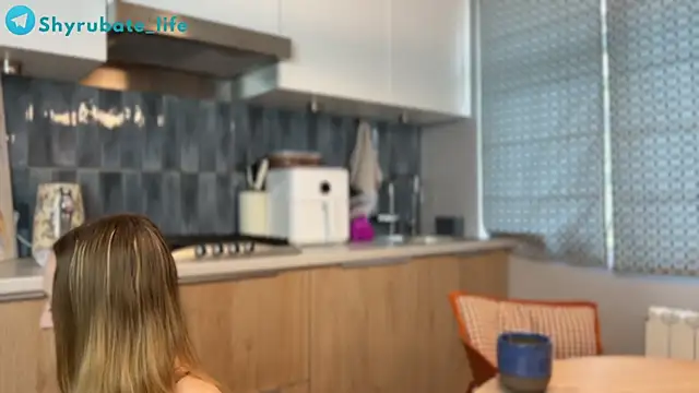 Shyrubate online show from 04/04/26, 07:04