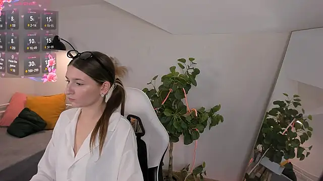 Katty Bacchus online show from 02/05/25, 12:38