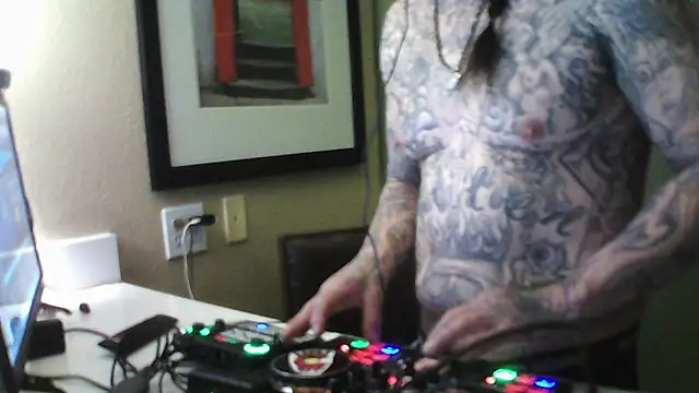 justthetip4209 online show from 03/12/25, 09:12