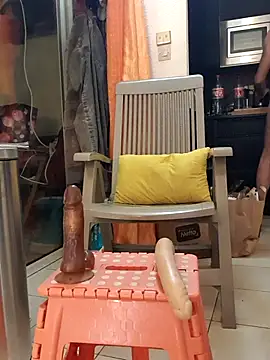 LuluEros online show from 12/14/25, 10:26