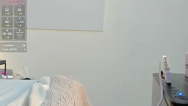 Snapshot of Blue_Angell chatting on 03/12/25, 04:51 Blue Angell online show from 03/12/25, 04:51