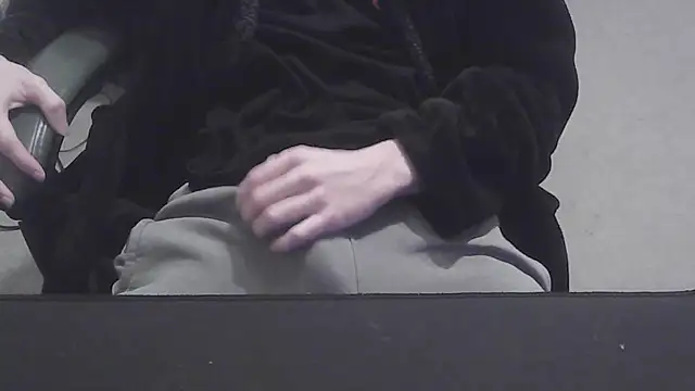 LoveFun02 online show from 12/01/25, 02:56