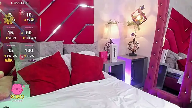 VeronicaOlson  online show from 11/28/25, 03:39