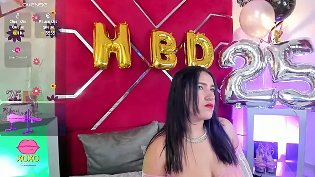 VeronicaOlson  online show from 10/15/25, 04:00