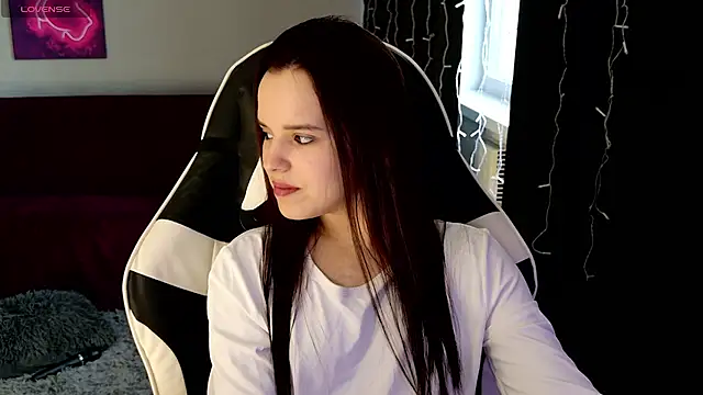 Harleen Moore online show from 05/11/26, 05:09