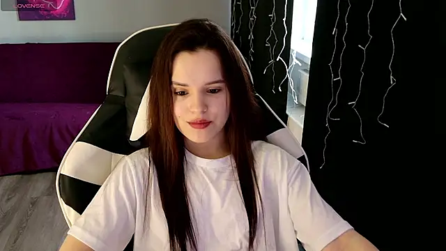 Harleen Moore online show from 05/25/26, 05:07
