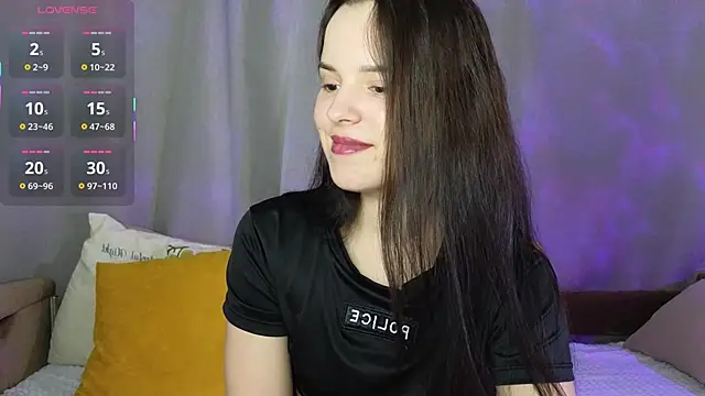 Harleen Moore online show from 10/28/25, 04:02