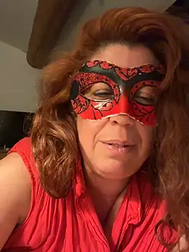 Snapshot of sweetinside_ chatting on 07/20/26, 10:45 sweetinside online show from 07/20/26, 10:45