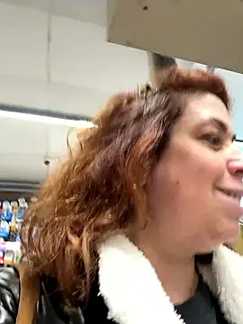 Snapshot of sweetinside_ chatting on 01/13/26, 10:08 sweetinside online show from 01/13/26, 10:08