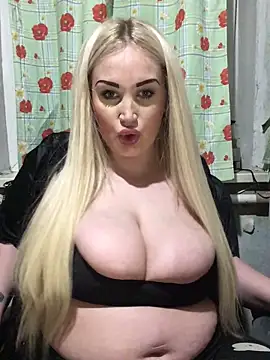 VikiiStoun online show from 04/10/26, 09:00