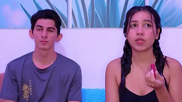 Snapshot of Ana_and_Leo chatting on 02/08/26, 02:26 Ana and Leo online show from 02/08/26, 02:26