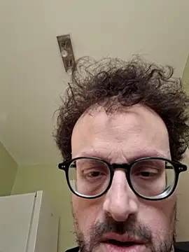 Snapshot of littlehairyman chatting on 03/07/25, 01:51 littlehairyman online show from 03/07/25, 01:51