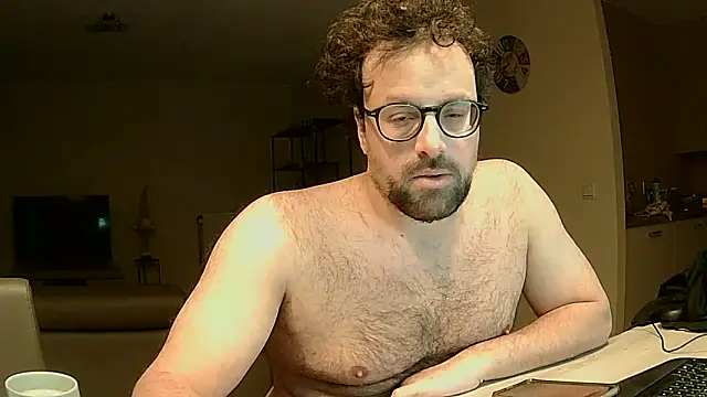 Snapshot of littlehairyman chatting on 09/25/25, 06:41 littlehairyman online show from 09/25/25, 06:41