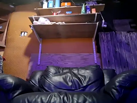 Snapshot of hesjustafriend chatting on 02/01/26, 06:06 hesjustafriend online show from 02/01/26, 06:06