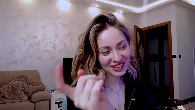 Eroticgiftxxx online show from 03/06/25, 05:22