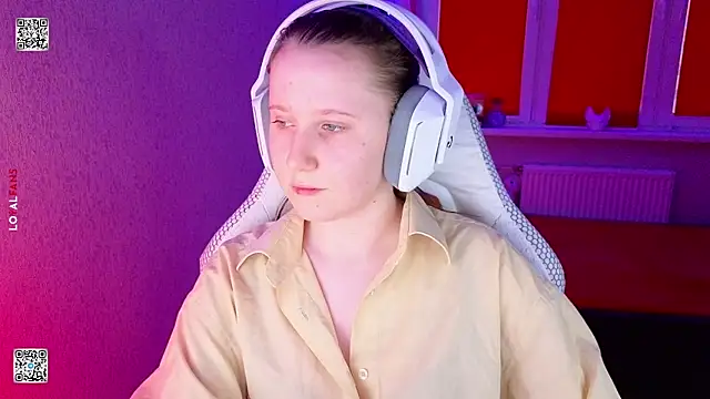 mon lola online show from 03/16/26, 02:32