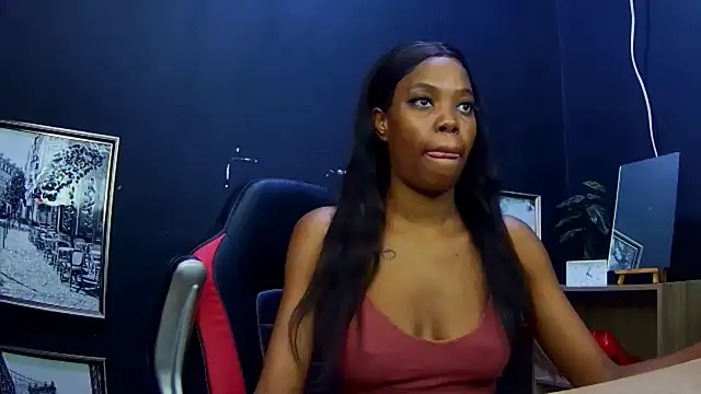 Snapshot of Ebonydivaxxx chatting on 09/17/25, 06:59 Ebonydivaxxx online show from 09/17/25, 06:59