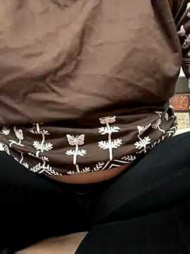 Red-Magic-25 online show from 11/20/25, 06:36