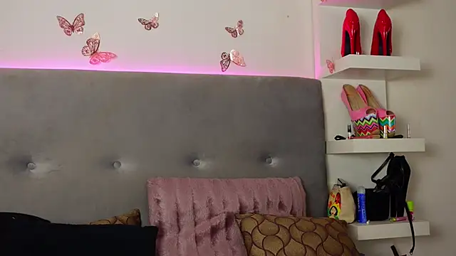 TanyaKros online show from 11/25/25, 05:52