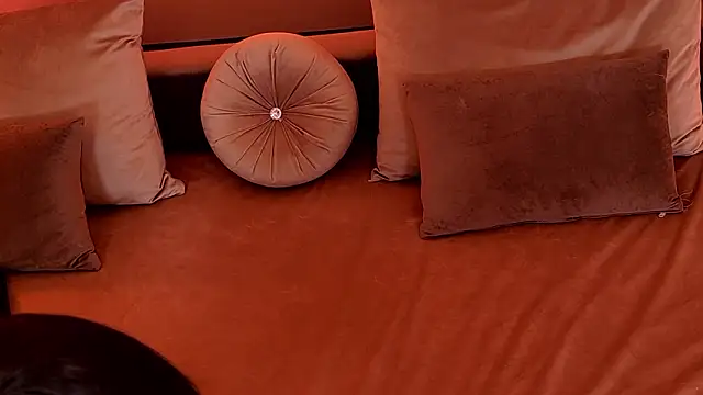 RubyLuxee online show from 03/26/26, 05:50