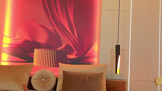 Snapshot of RubyLuxee chatting on 10/03/25, 05:09 RubyLuxee online show from 10/03/25, 05:09