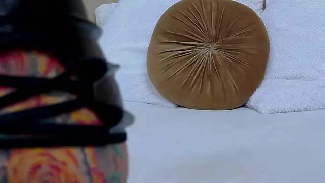 Snapshot of RubyLuxee chatting on 03/20/25, 09:04 RubyLuxee online show from 03/20/25, 09:04