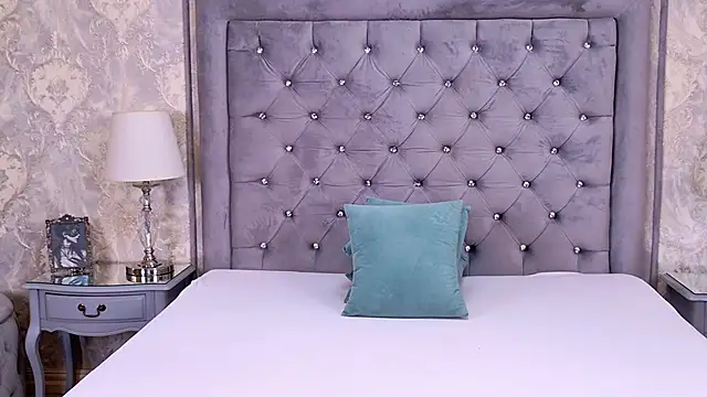 LexiRiley online show from 03/04/26, 06:10