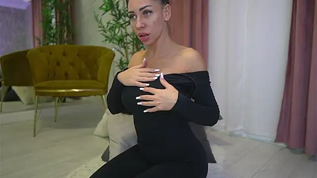 MyaBlack online show from 12/19/25, 05:10