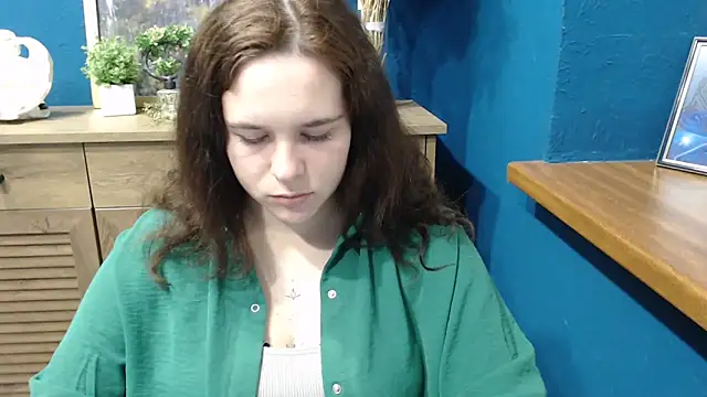 Snapshot of mini_girly chatting on 11/05/25, 11:46 mini girly online show from 11/05/25, 11:46