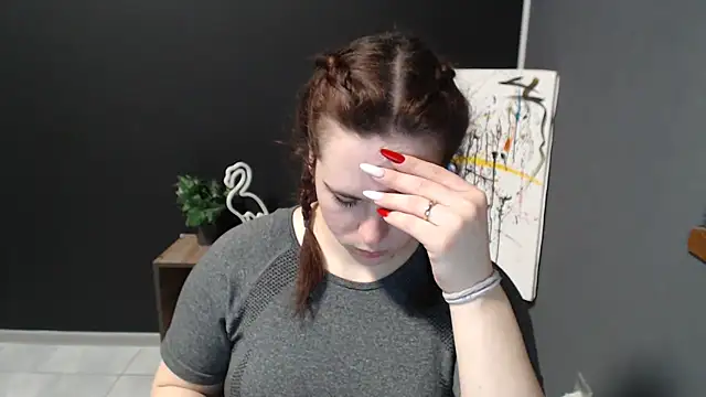 Snapshot of mini_girly chatting on 02/21/25, 01:55 mini girly online show from 02/21/25, 01:55