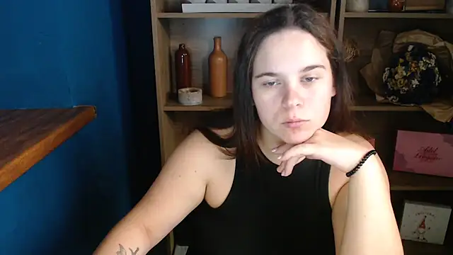 Snapshot of mini_girly chatting on 09/30/25, 10:10 mini girly online show from 09/30/25, 10:10