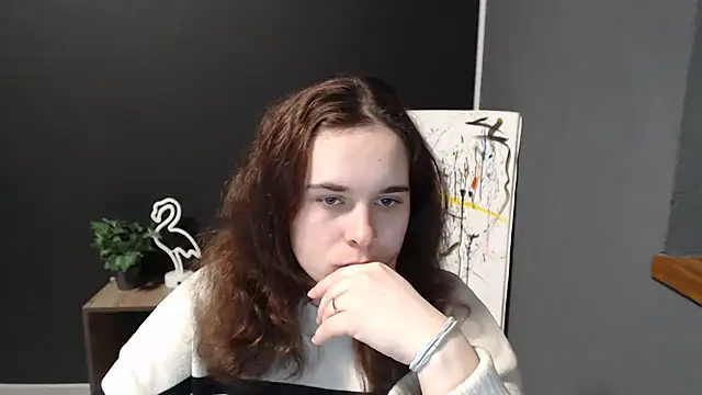 Snapshot of mini_girly chatting on 03/18/25, 01:12 mini girly online show from 03/18/25, 01:12