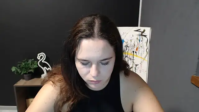 Snapshot of mini_girly chatting on 09/23/25, 12:34 mini girly online show from 09/23/25, 12:34