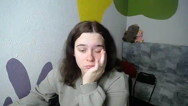 Snapshot of mini_girly chatting on 10/28/25, 01:54 mini girly online show from 10/28/25, 01:54