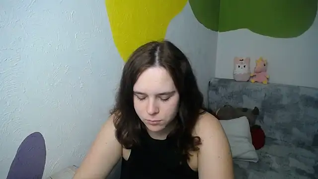 Snapshot of mini_girly chatting on 11/14/25, 02:32 mini girly online show from 11/14/25, 02:32