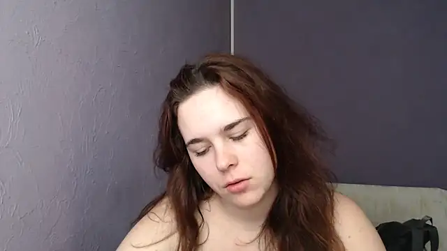 Snapshot of mini_girly chatting on 02/27/25, 11:17 mini girly online show from 02/27/25, 11:17