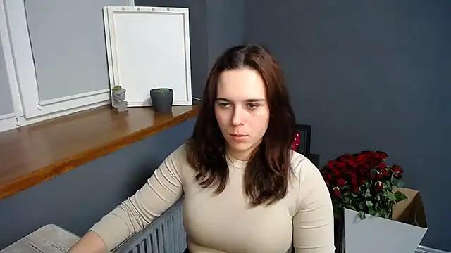 Snapshot of mini_girly chatting on 02/20/25, 04:14 mini girly online show from 02/20/25, 04:14