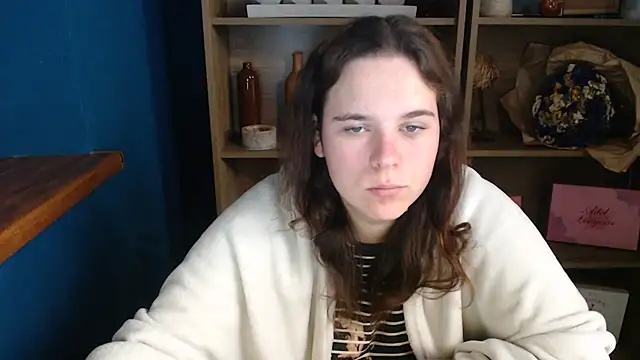 Snapshot of mini_girly chatting on 10/02/25, 06:50 mini girly online show from 10/02/25, 06:50