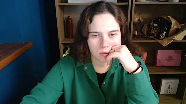 Snapshot of mini_girly chatting on 10/21/25, 02:27 mini girly online show from 10/21/25, 02:27