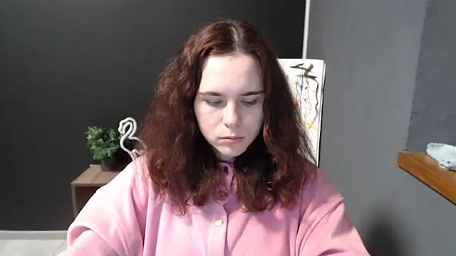 Snapshot of mini_girly chatting on 02/18/25, 01:22 mini girly online show from 02/18/25, 01:22