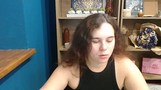 Snapshot of mini_girly chatting on 09/28/25, 09:38 mini girly online show from 09/28/25, 09:38