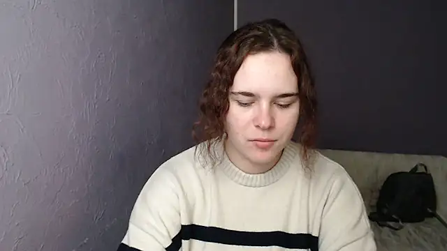 Snapshot of mini_girly chatting on 02/26/25, 10:38 mini girly online show from 02/26/25, 10:38