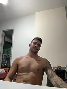 Snapshot of carvalhofelipe chatting on 03/17/25, 12:32 carvalhofelipe online show from 03/17/25, 12:32