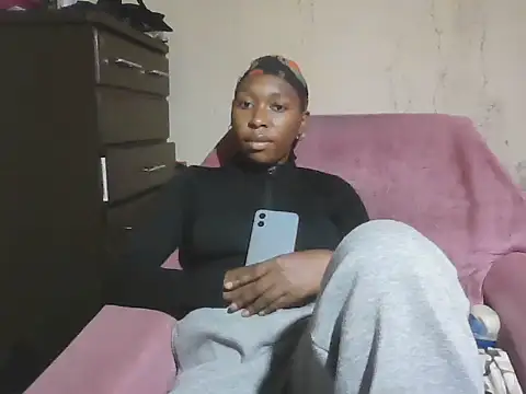 Snapshot of Hotdaily04 chatting on 09/29/25, 07:48 Hotdaily04 online show from 09/29/25, 07:48