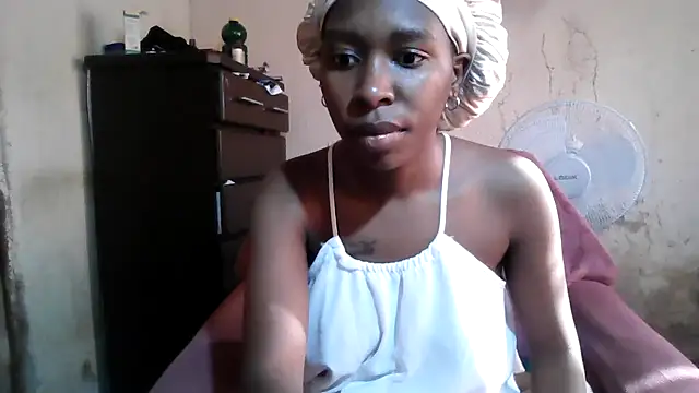 Snapshot of Hotdaily04 chatting on 09/14/25, 05:41 Hotdaily04 online show from 09/14/25, 05:41