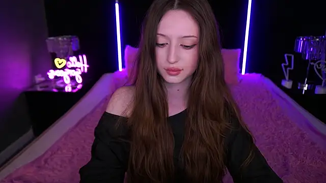 Snapshot of Marmeladkaaa chatting on 09/18/25, 03:04 Marmeladkaaa online show from 09/18/25, 03:04