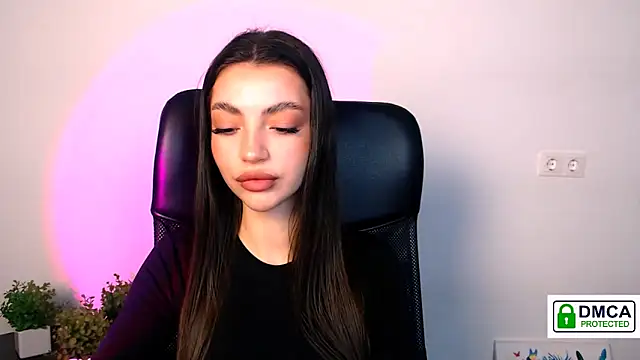 Lexi Jous online show from 11/11/25, 02:23