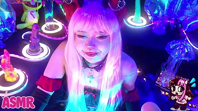 LaytonBox online show from 03/10/26, 02:43