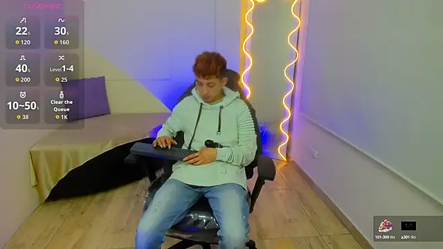 Snapshot of Axel_tay chatting on 10/17/25, 03:21 Axel tay online show from 10/17/25, 03:21